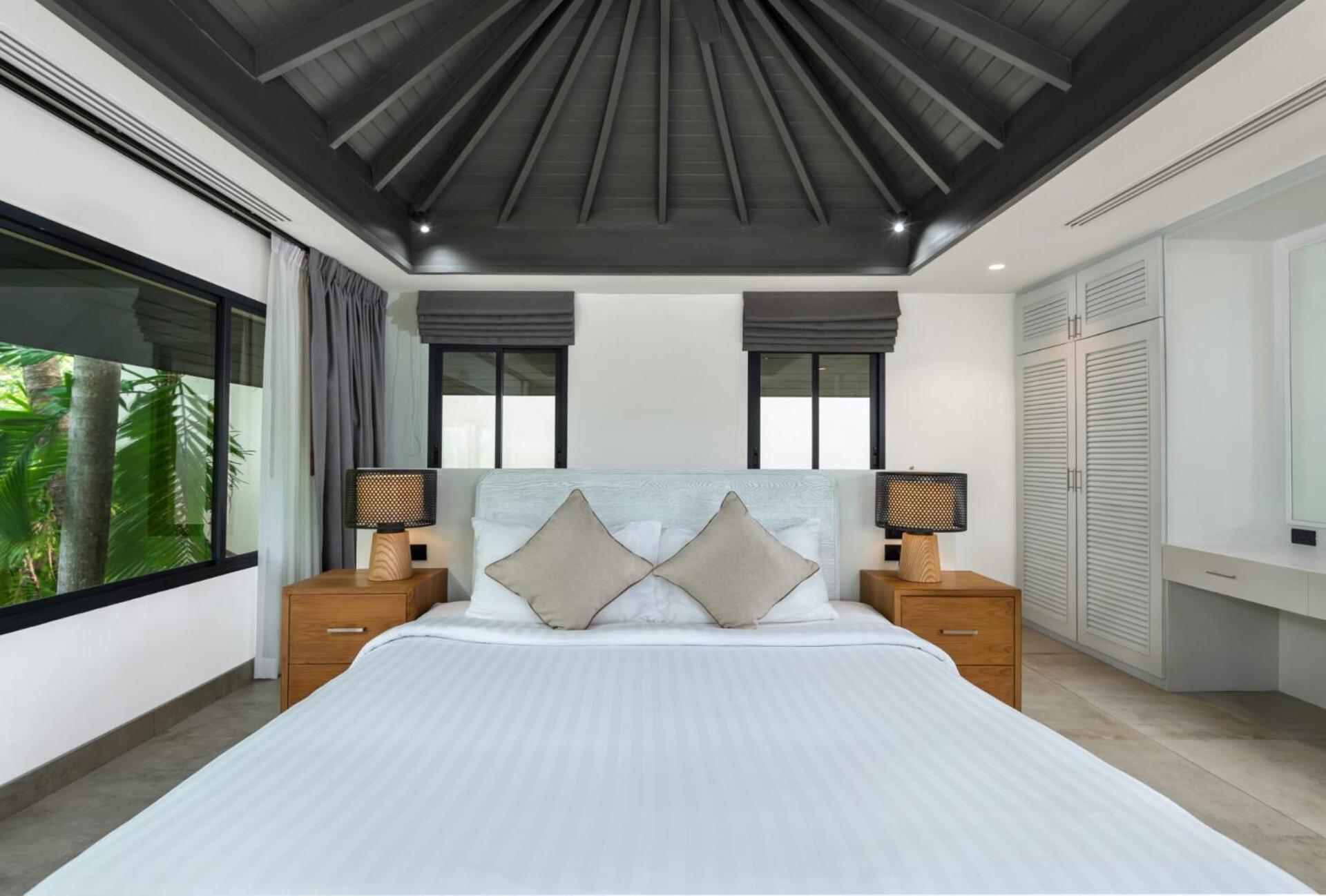 The Pavilions Phuket (Adults Only) Bang Tao Beach  Esterno foto A bedroom at the hotel